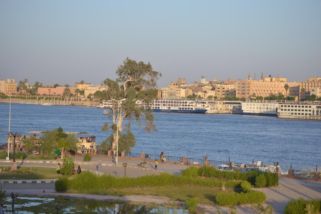 Nile Valley Hotel Луксор Екстер'єр фото