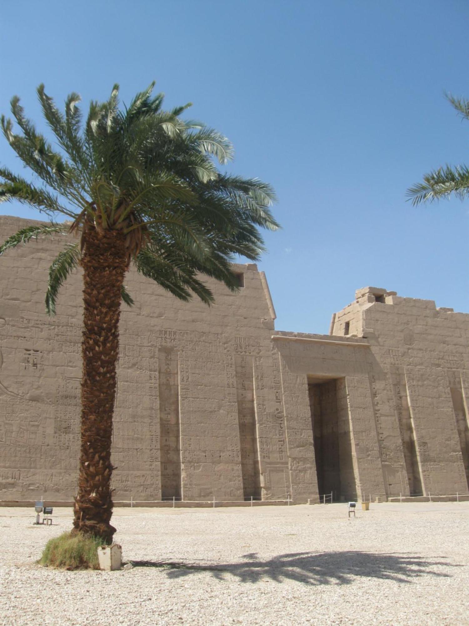 Nile Valley Hotel Луксор Екстер'єр фото